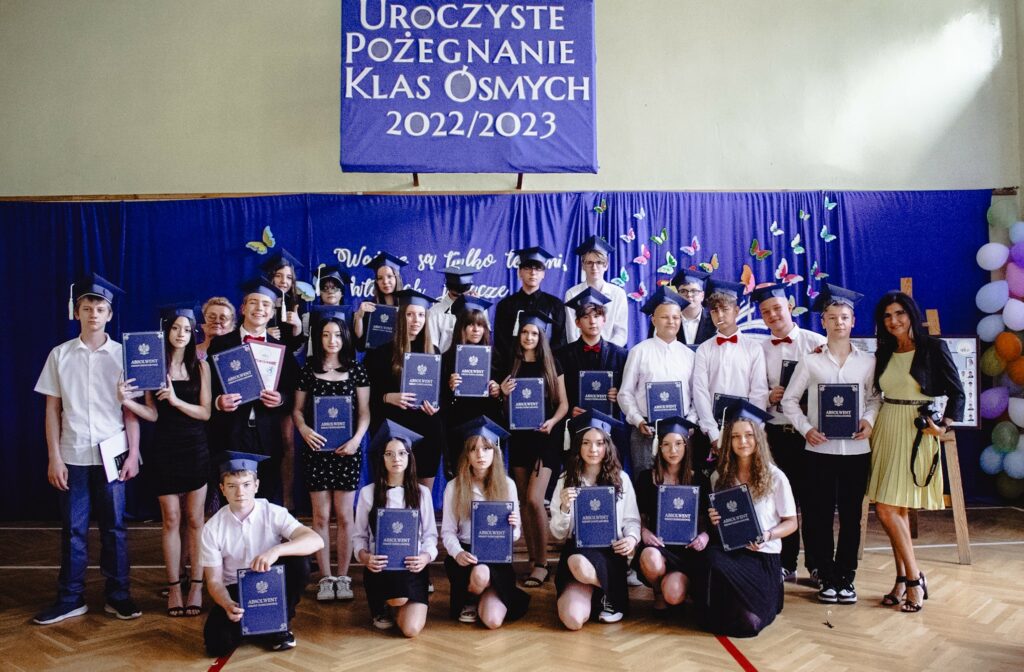 Absolwenci Klasa 8b Szkoła Podstawowa Nr 6 Z Oddziałami Sportowymi Im Władysława 9284